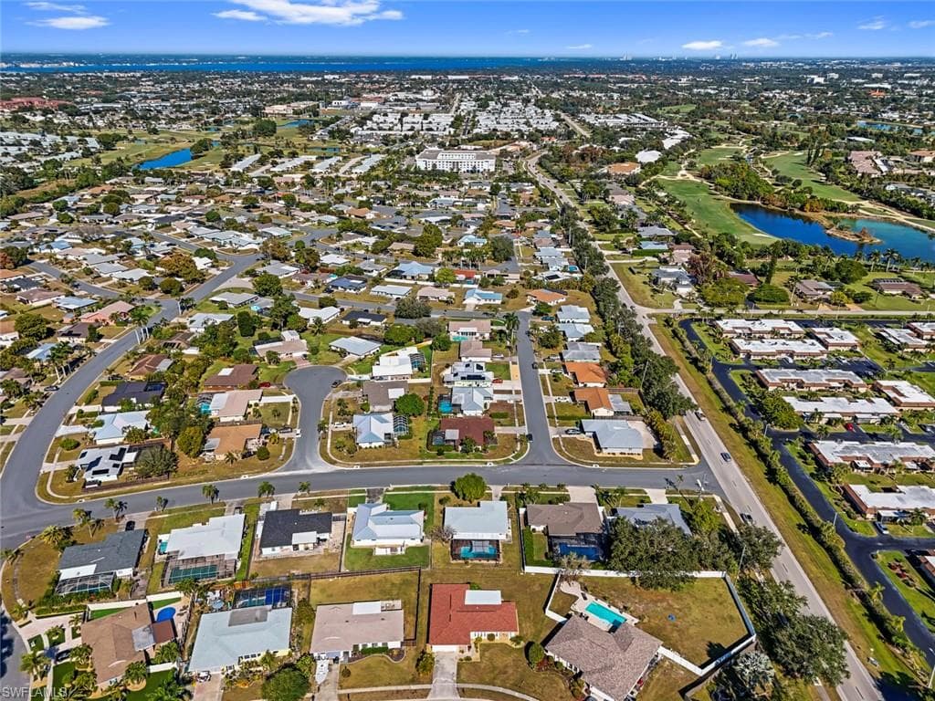 6944 Essex DR, FORT MYERS FL 33919-33