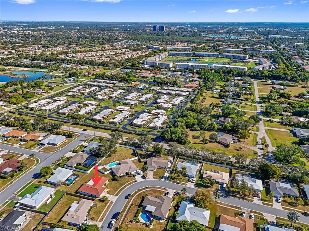 6944 Essex DR, FORT MYERS FL 33919-34