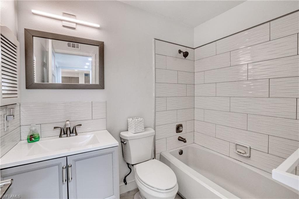 3462 Hancock Bridge PKWY # 231, NORTH FORT MYERS FL 33903-20