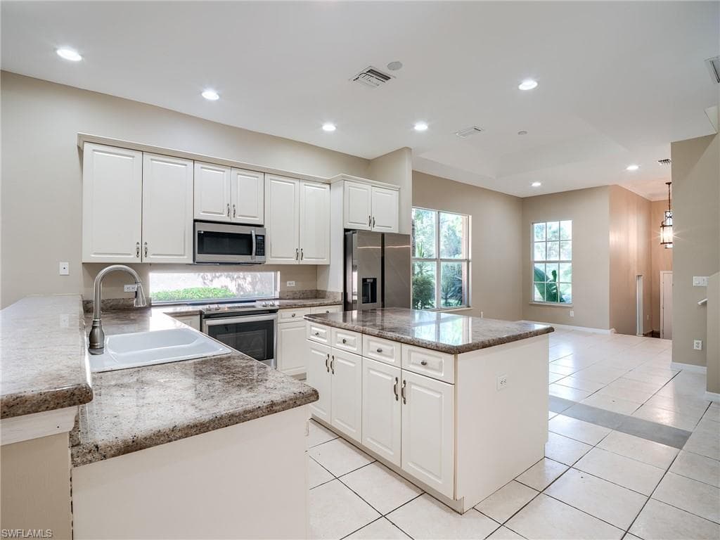 9124 Brendan Preserve CT, BONITA SPRINGS FL 34135-5