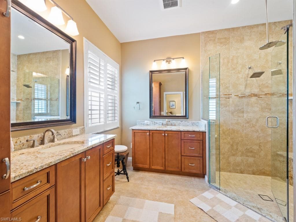 15954 Delasol LN, NAPLES FL 34110-11