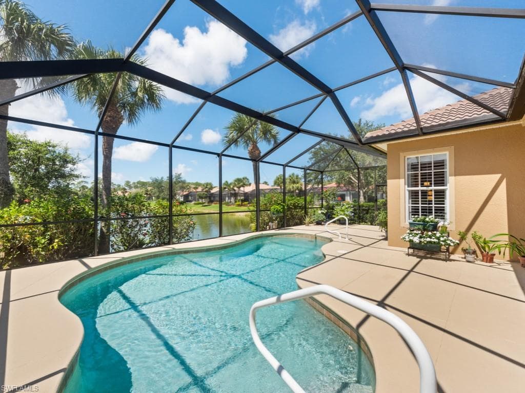 15954 Delasol LN, NAPLES FL 34110-20