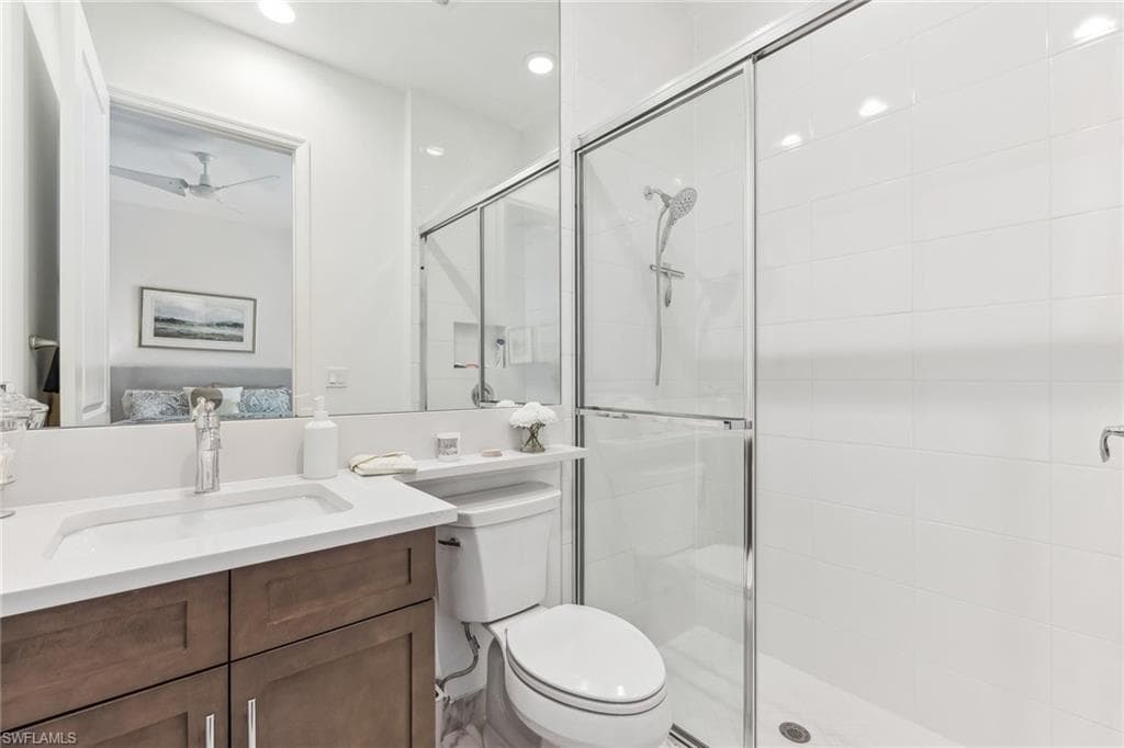 12005 Azalea WAY, NAPLES FL 34120-26