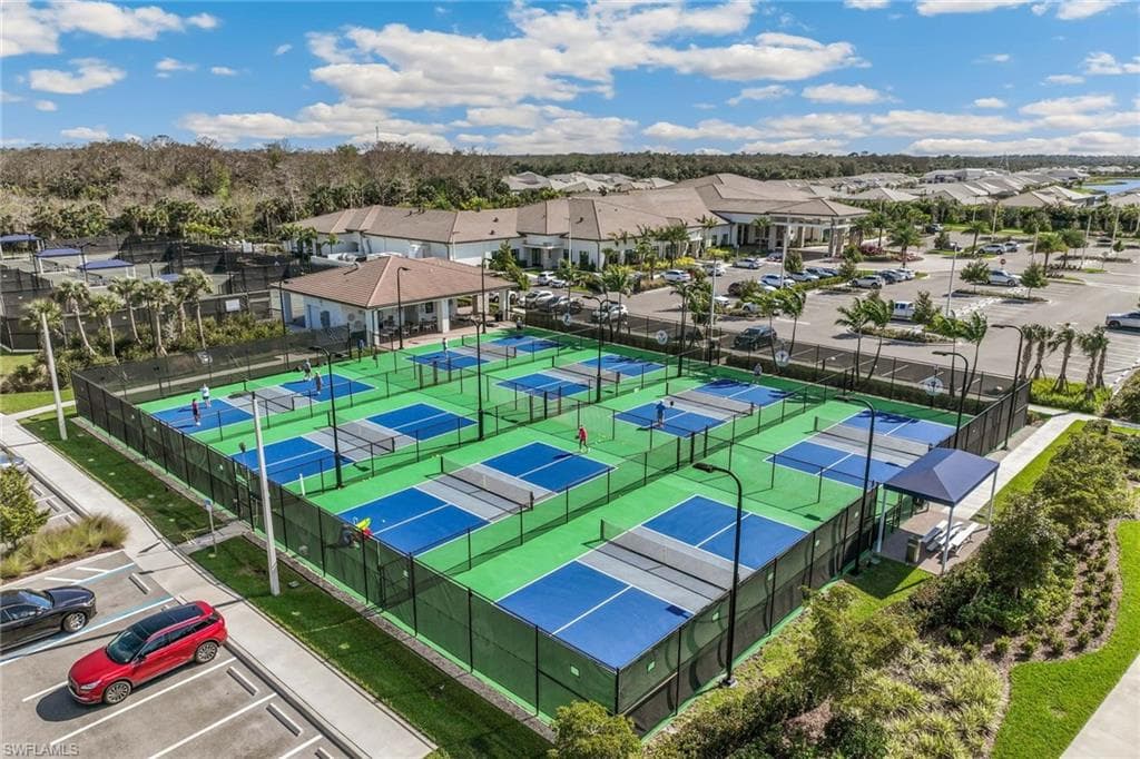 12005 Azalea WAY, NAPLES FL 34120-41