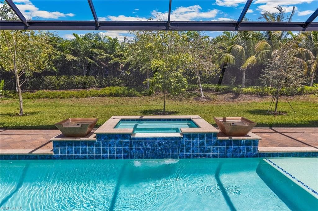 12005 Azalea WAY, NAPLES FL 34120-14