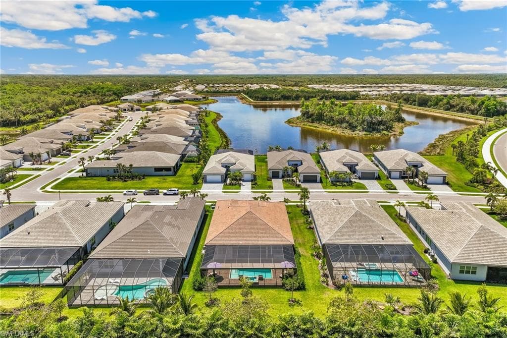 12005 Azalea WAY, NAPLES FL 34120-28