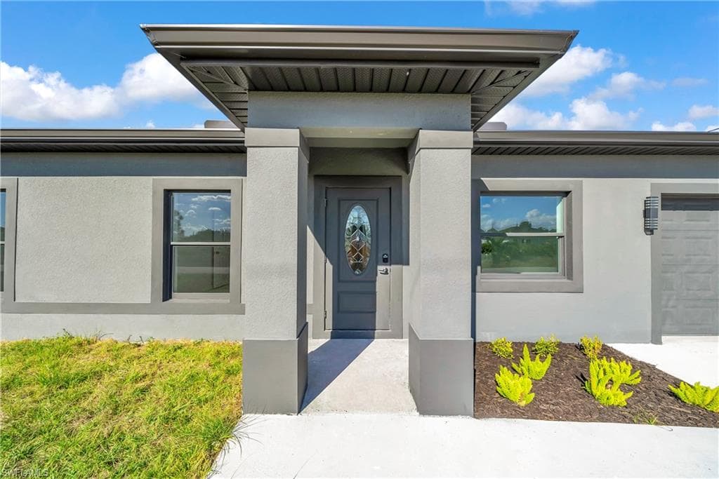 861 Chicago ST E, LEHIGH ACRES FL 33974-16