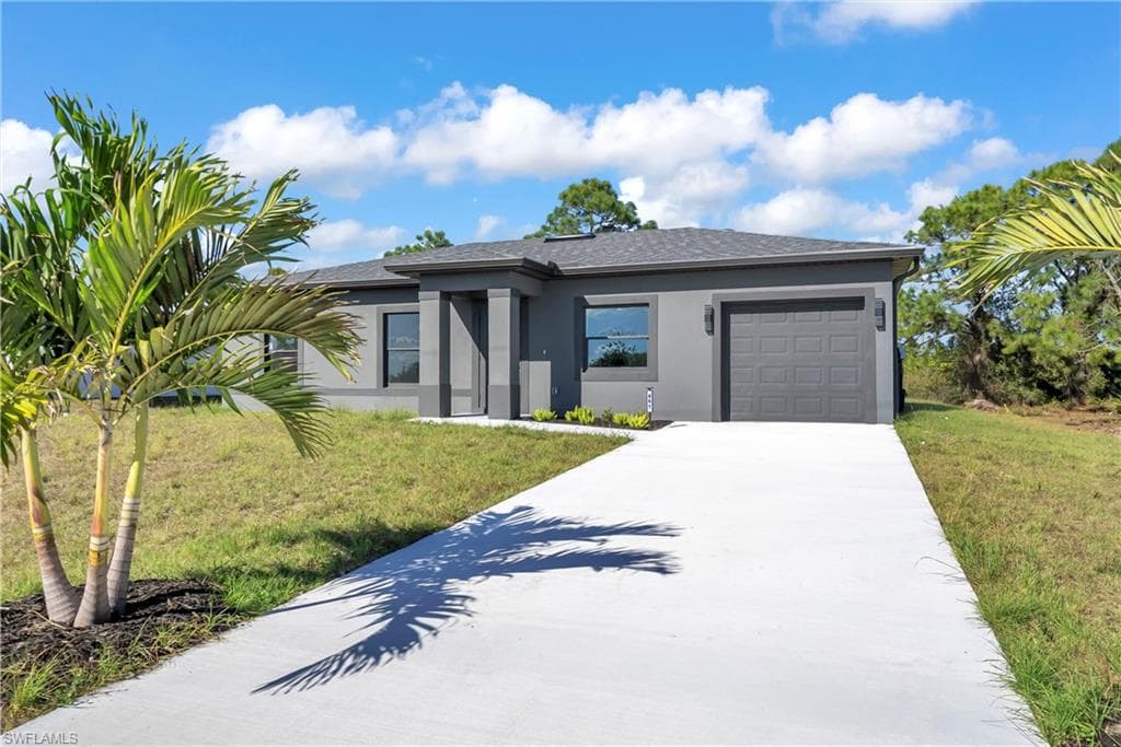 861 Chicago ST E, LEHIGH ACRES FL 33974-17