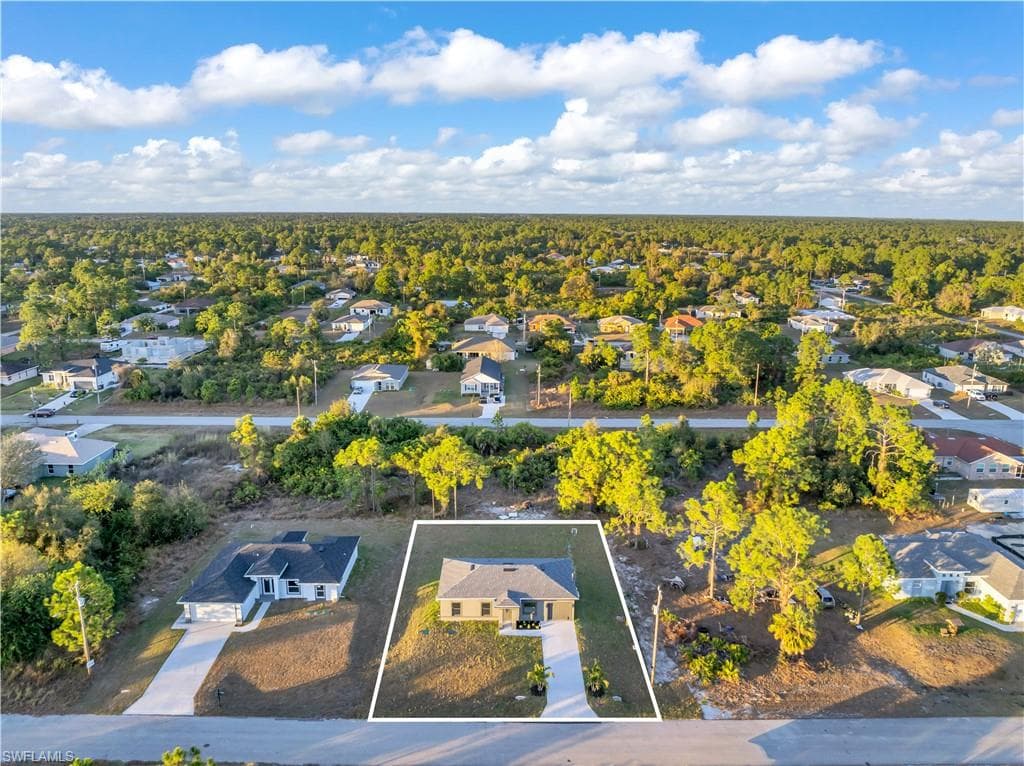 861 Chicago ST E, LEHIGH ACRES FL 33974-18