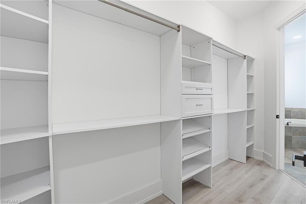 18141 Creekside View DR, FORT MYERS FL 33908-30