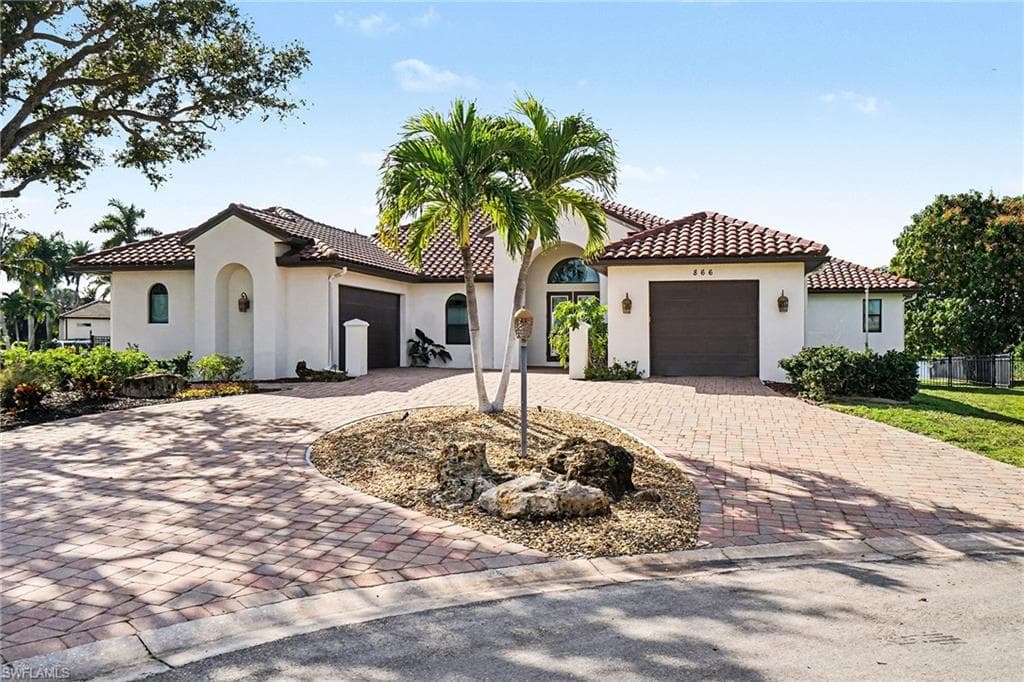 866 Cal Cove DR-10