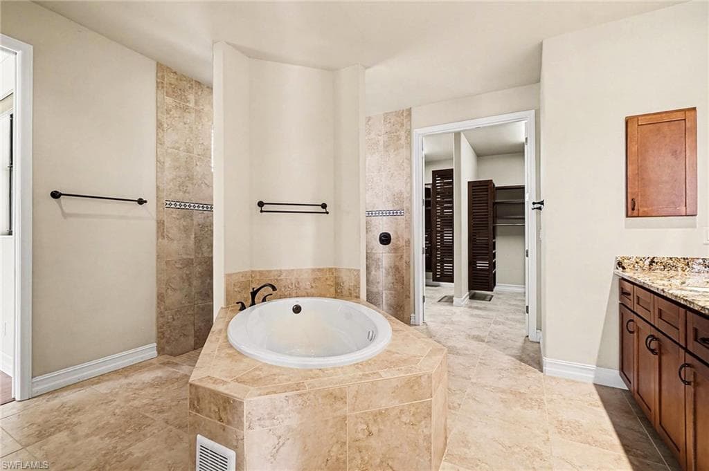 866 Cal Cove DR-34
