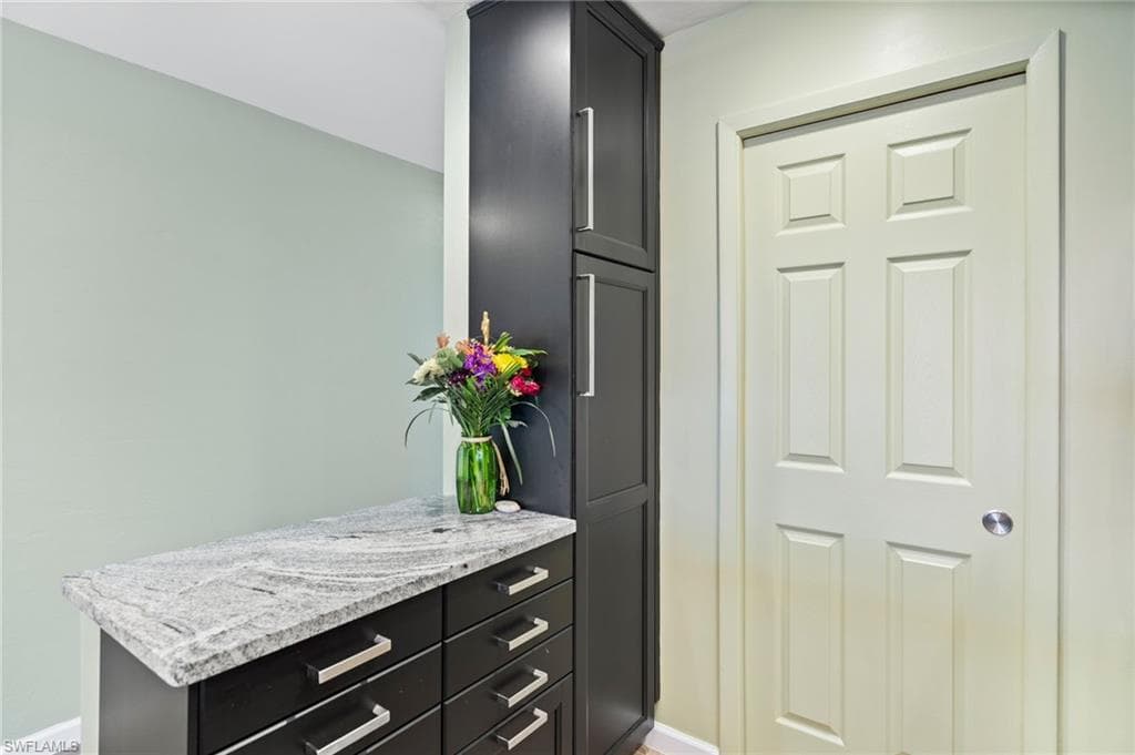 1912 SE 43rd ST # 210, CAPE CORAL FL 33904-11