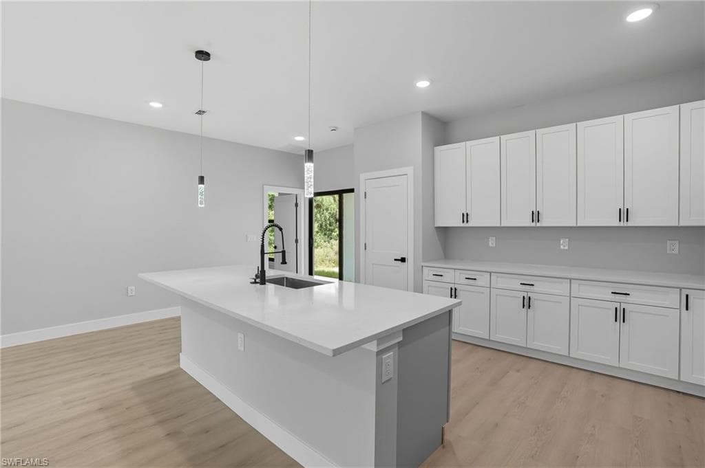 219 Ogden AVE S, LEHIGH ACRES FL 33974-8