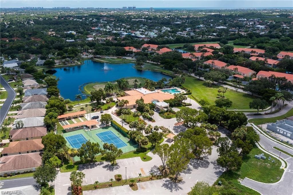 26600 Rosewood Pointe DR # 203, BONITA SPRINGS FL 34135-34