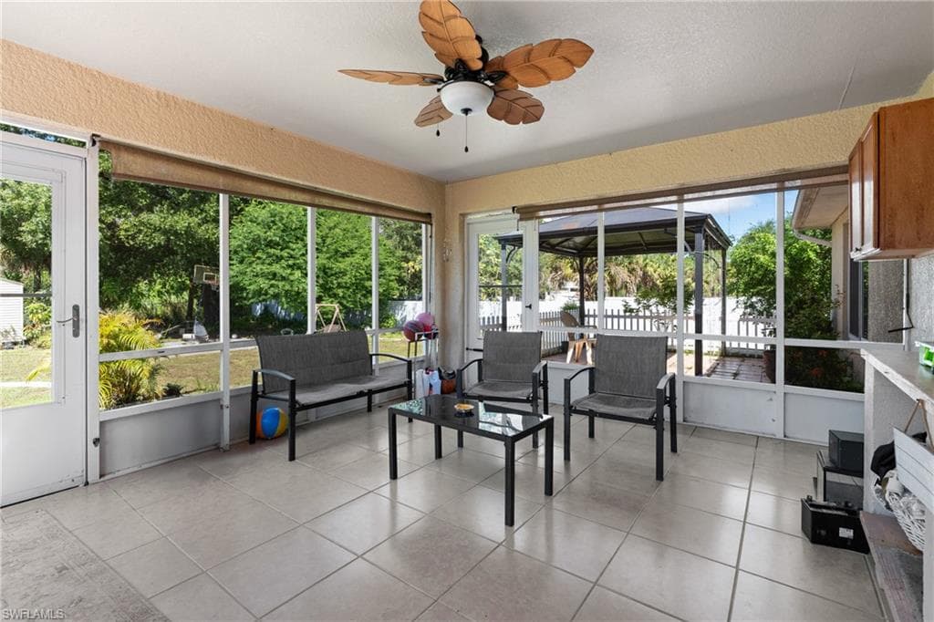 609 Gerald AVE, LEHIGH ACRES FL 33936-25