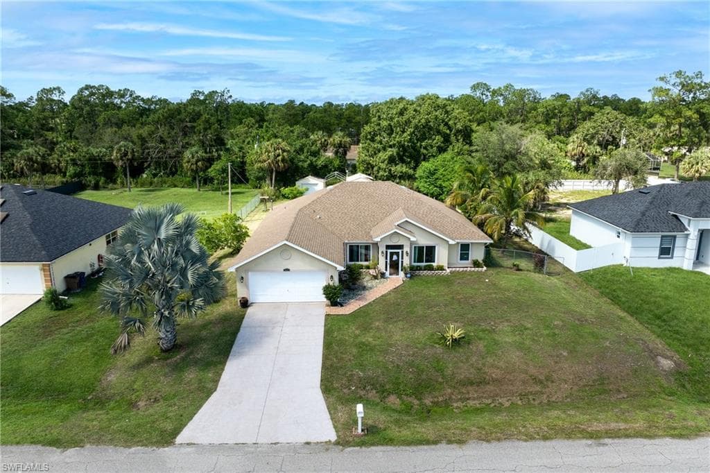 609 Gerald AVE, LEHIGH ACRES FL 33936-4