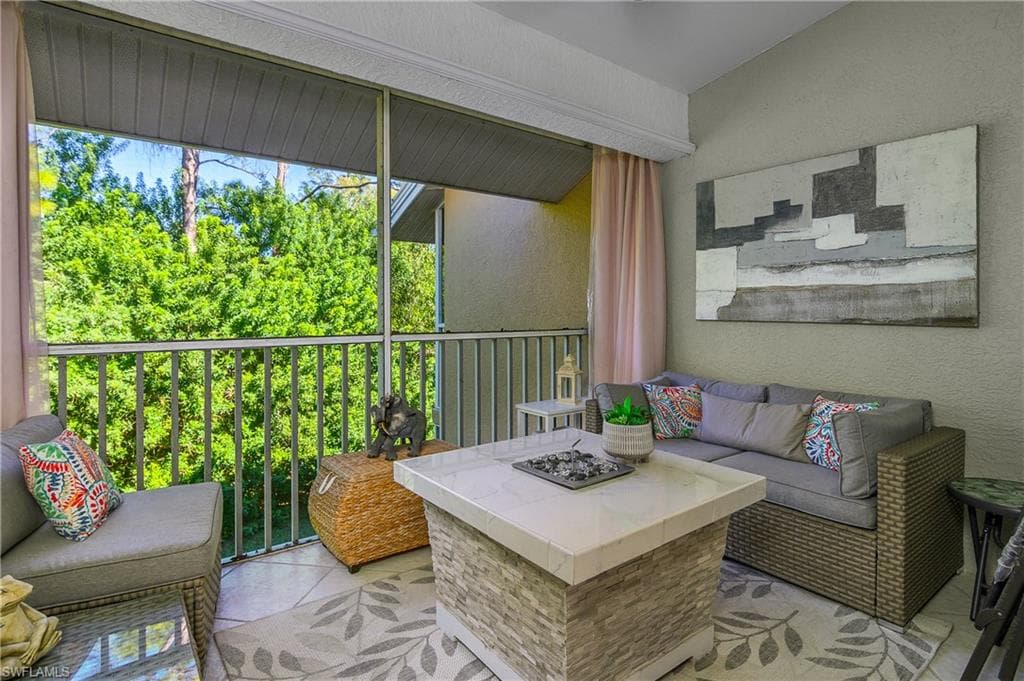 3920 Leeward Passage CT # 201, BONITA SPRINGS FL 34134-8