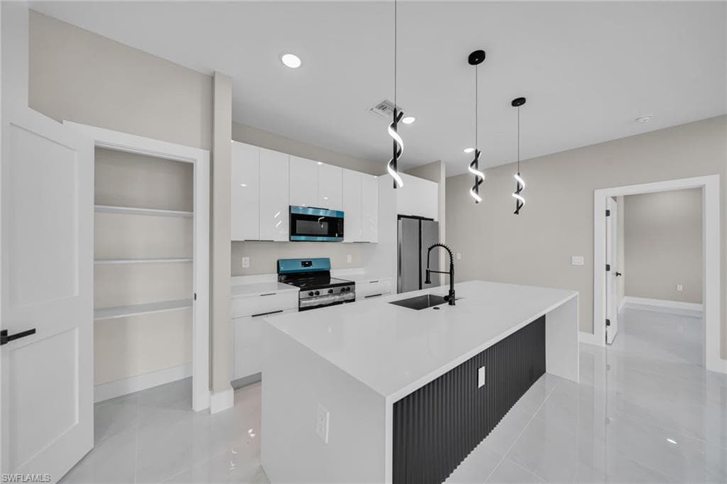 714 Euston AVE S, LEHIGH ACRES FL 33974-12