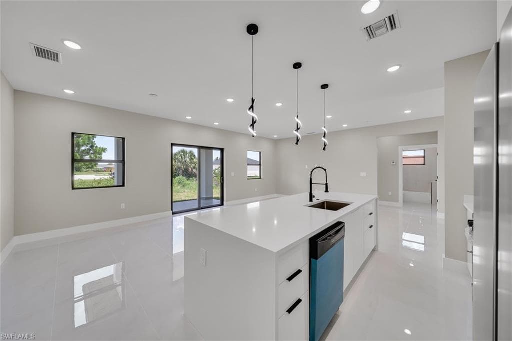 714 Euston AVE S, LEHIGH ACRES FL 33974-16