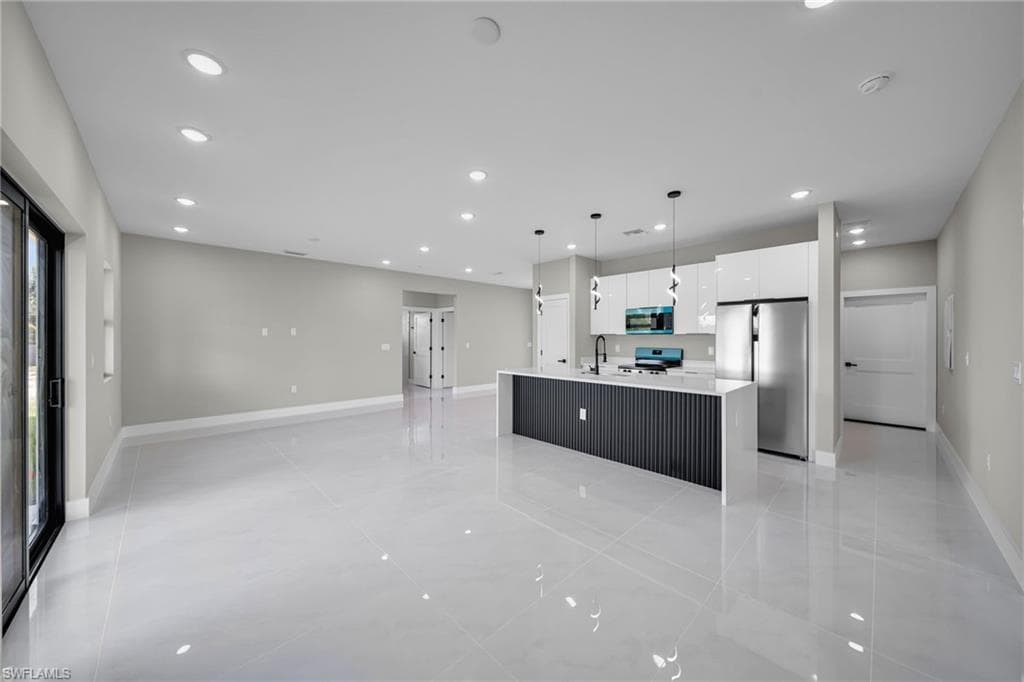 714 Euston AVE S, LEHIGH ACRES FL 33974-15