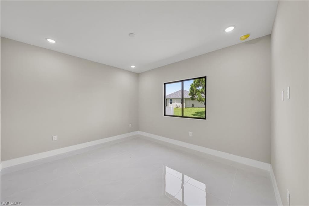 714 Euston AVE S, LEHIGH ACRES FL 33974-20