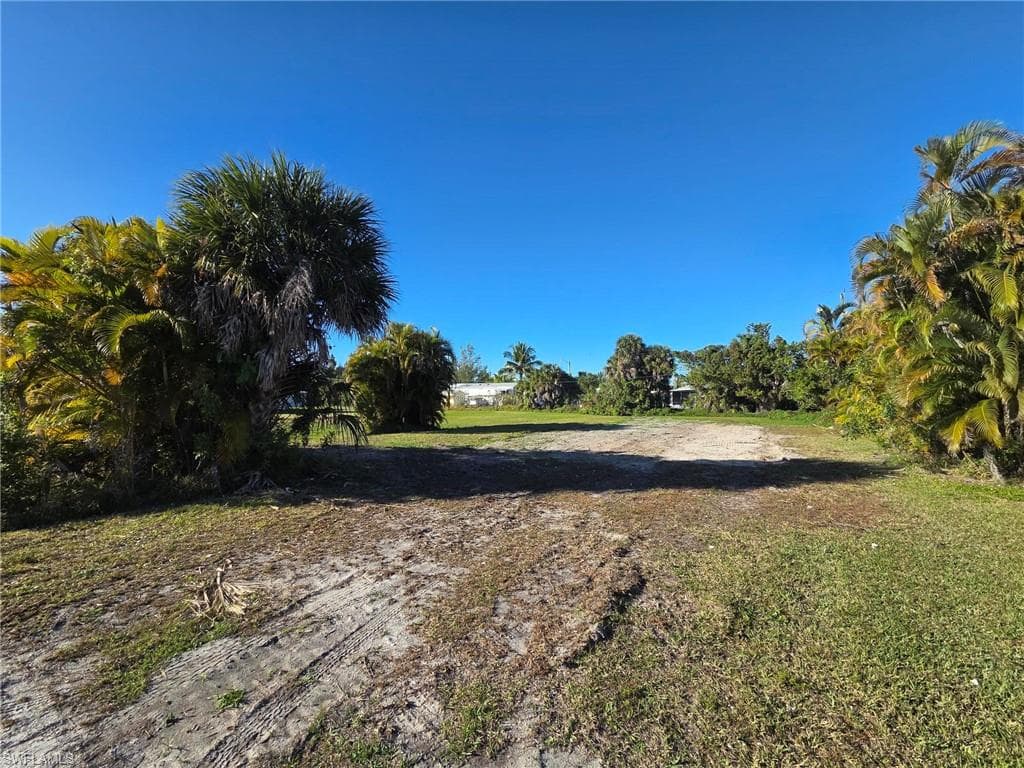 7840 Raymary ST-2