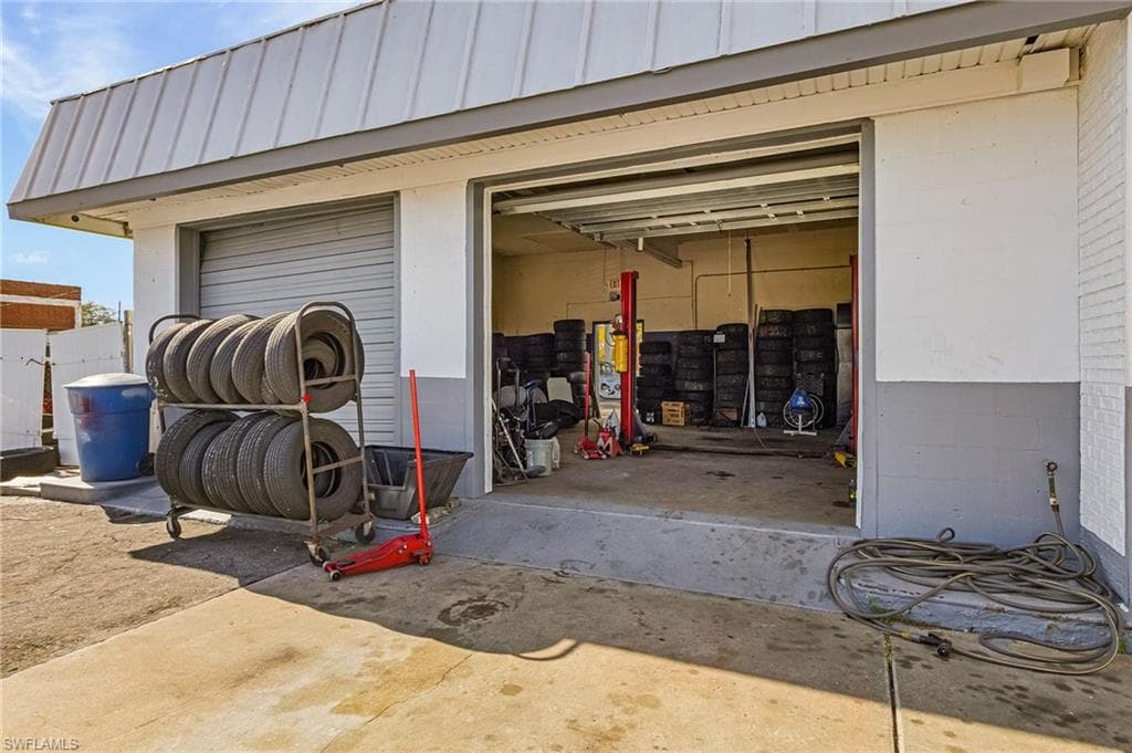 2308 Fowler ST, FORT MYERS FL 33901-5