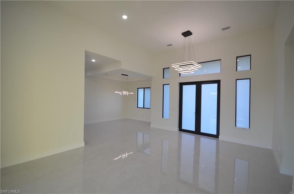 2416 Diplomat PKWY W, CAPE CORAL FL 33993-15