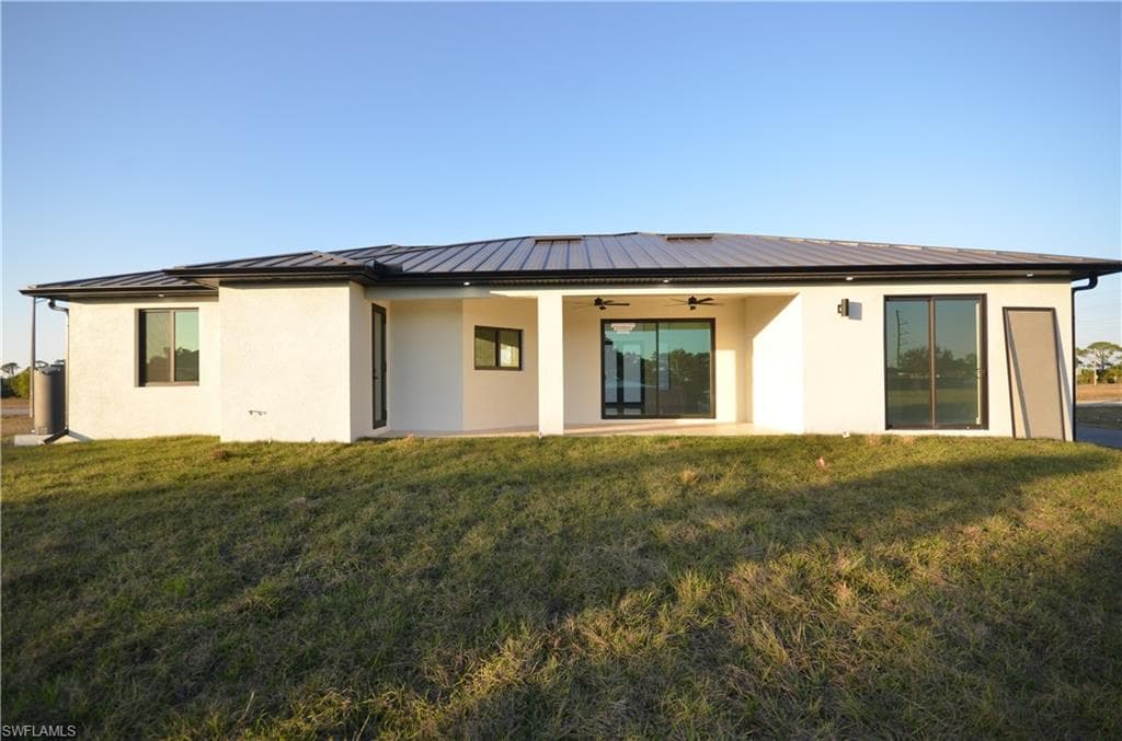 2416 Diplomat PKWY W, CAPE CORAL FL 33993-10