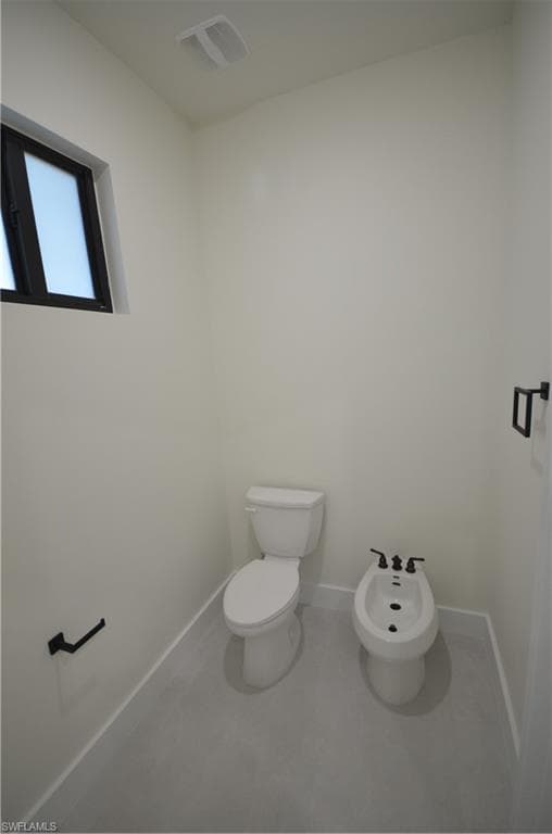 2416 Diplomat PKWY W, CAPE CORAL FL 33993-39