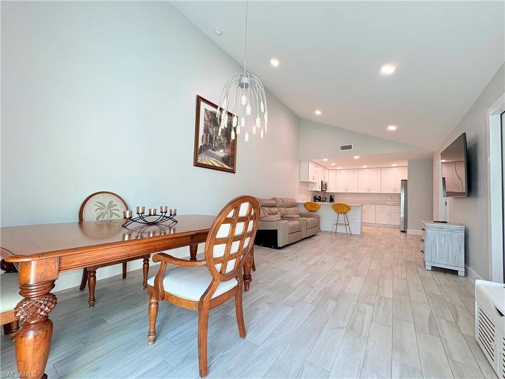 6342 Royal Woods DR, FORT MYERS FL 33908-2