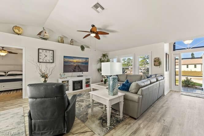 9180 Frank RD, FORT MYERS FL 33967-5