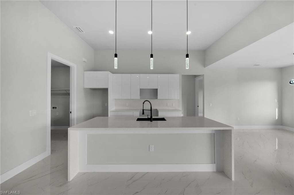 4205 NW 34th LN, CAPE CORAL FL 33993-5