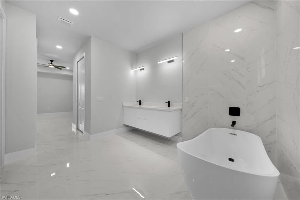 4205 NW 34th LN, CAPE CORAL FL 33993-14