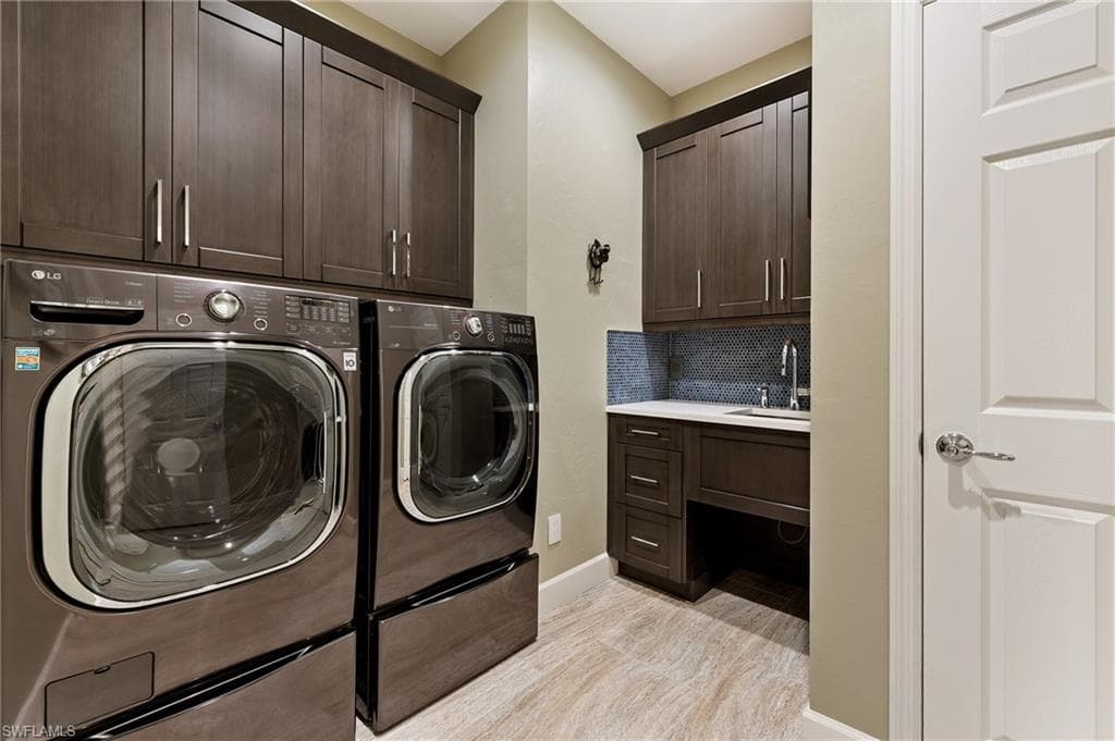 28574 Guinivere WAY, BONITA SPRINGS FL 34135-15