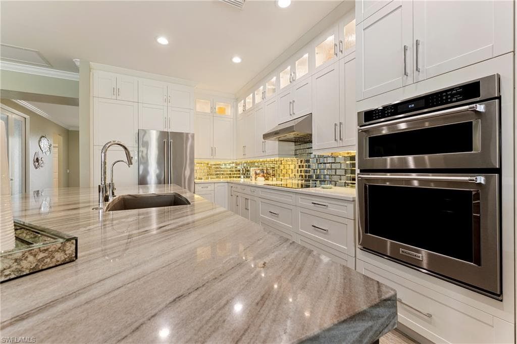 28574 Guinivere WAY, BONITA SPRINGS FL 34135-11