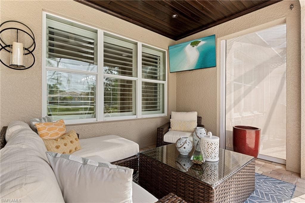 28574 Guinivere WAY, BONITA SPRINGS FL 34135-27