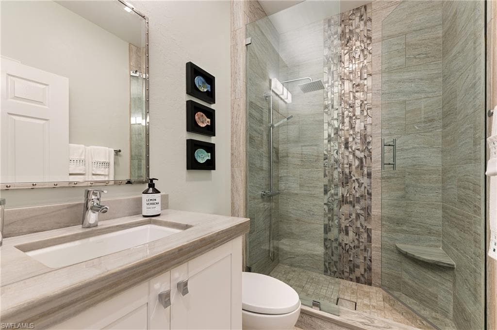 28574 Guinivere WAY, BONITA SPRINGS FL 34135-19