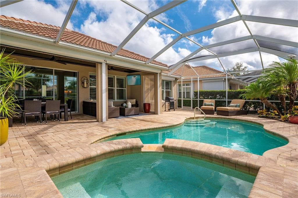 28574 Guinivere WAY, BONITA SPRINGS FL 34135-28