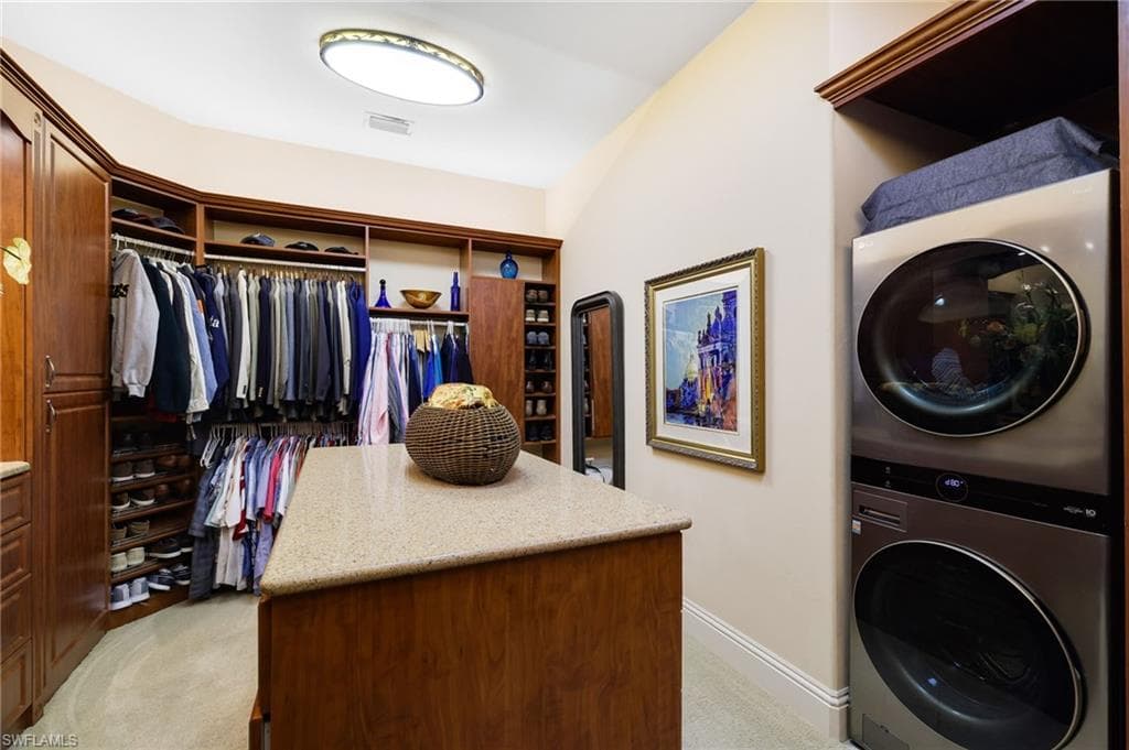 1201 Walden DR, FORT MYERS FL 33901-22