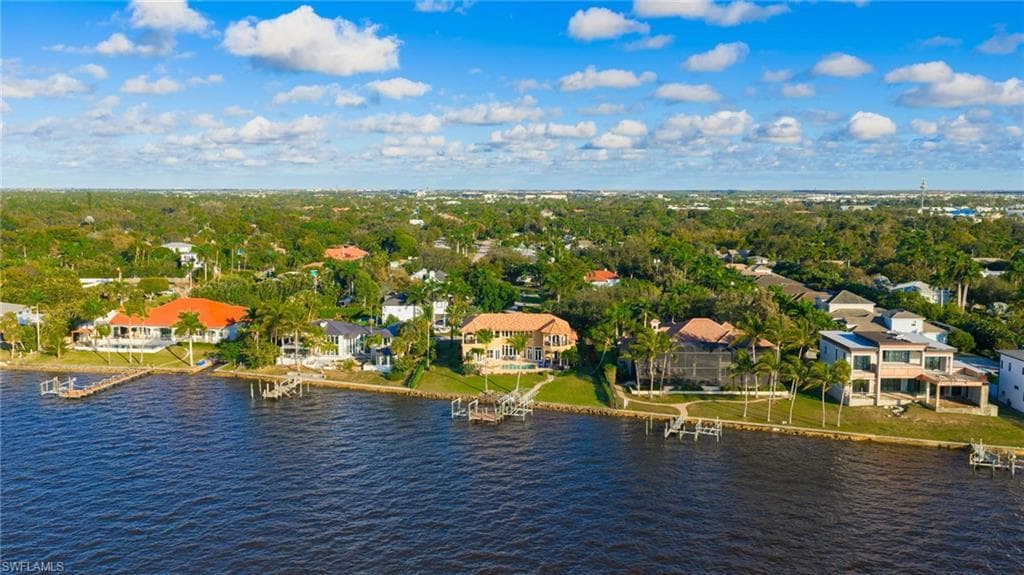 1201 Walden DR, FORT MYERS FL 33901-46