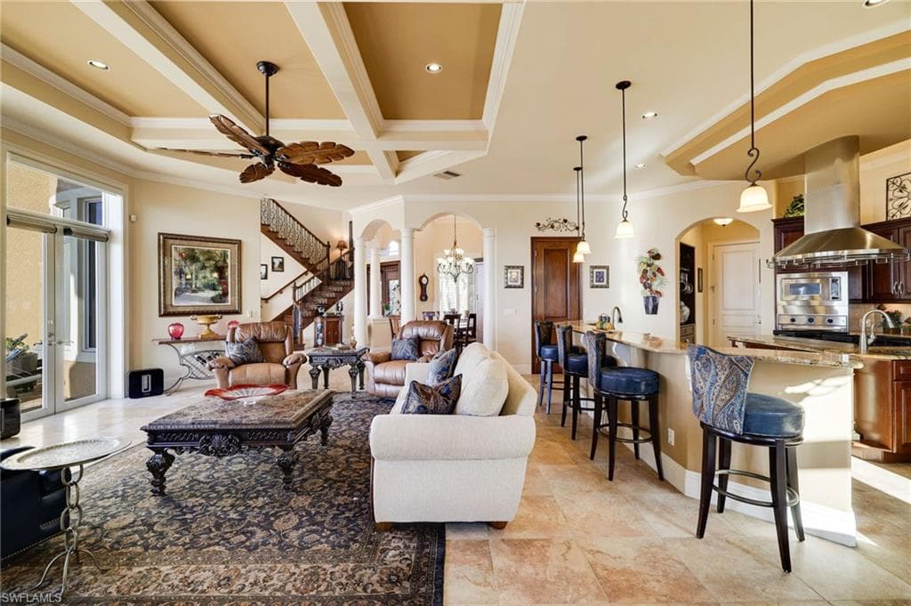 1201 Walden DR, FORT MYERS FL 33901-4