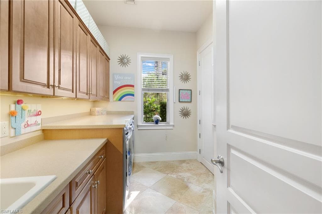 1201 Walden DR, FORT MYERS FL 33901-8