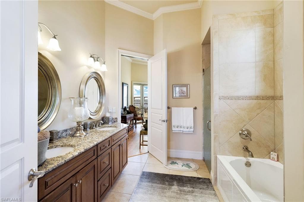 1201 Walden DR, FORT MYERS FL 33901-32