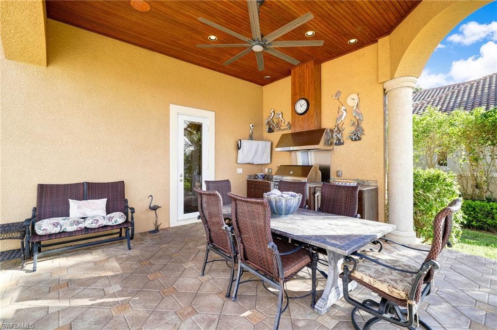 1201 Walden DR, FORT MYERS FL 33901-43