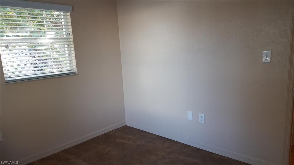 312 Hubbard AVE # 12, NORTH FORT MYERS FL 33917-8