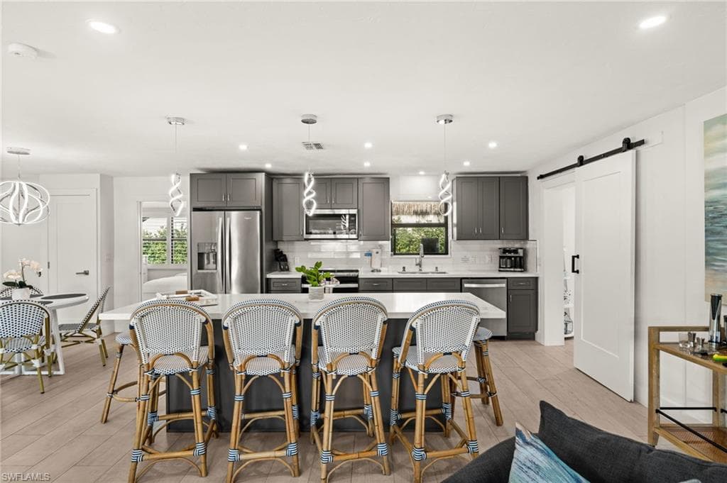 493 Willet AVE, NAPLES FL 34108-8