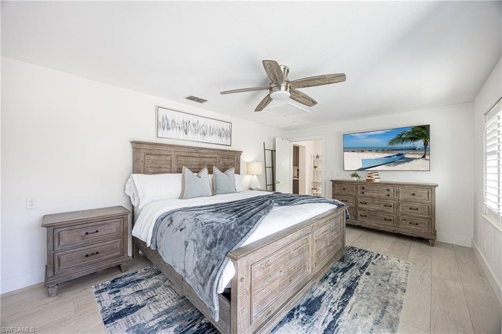 493 Willet AVE, NAPLES FL 34108-14