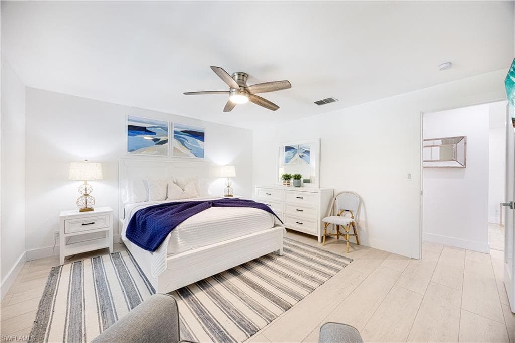 493 Willet AVE, NAPLES FL 34108-18